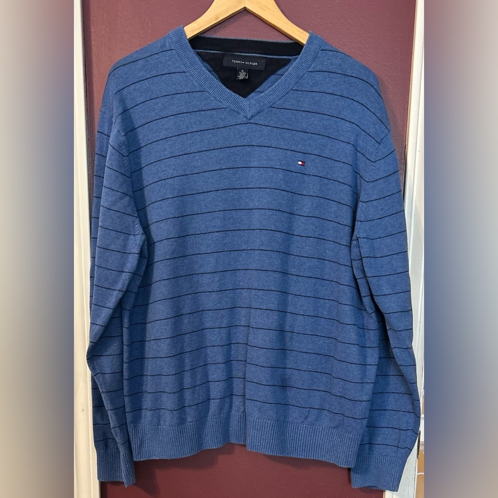 Tommy Hilfiger Men's Blue with Black Stripes V-Neck Sweater Size XL